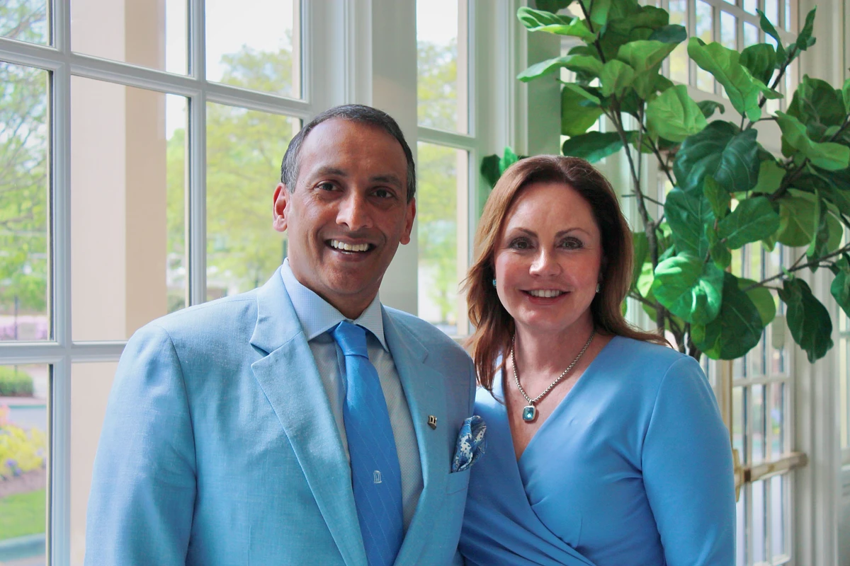 Angela and Sanjay Patel headshot